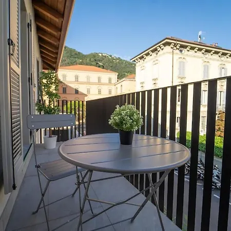 Moderno A 200 Metri Dal Duomo Daire *